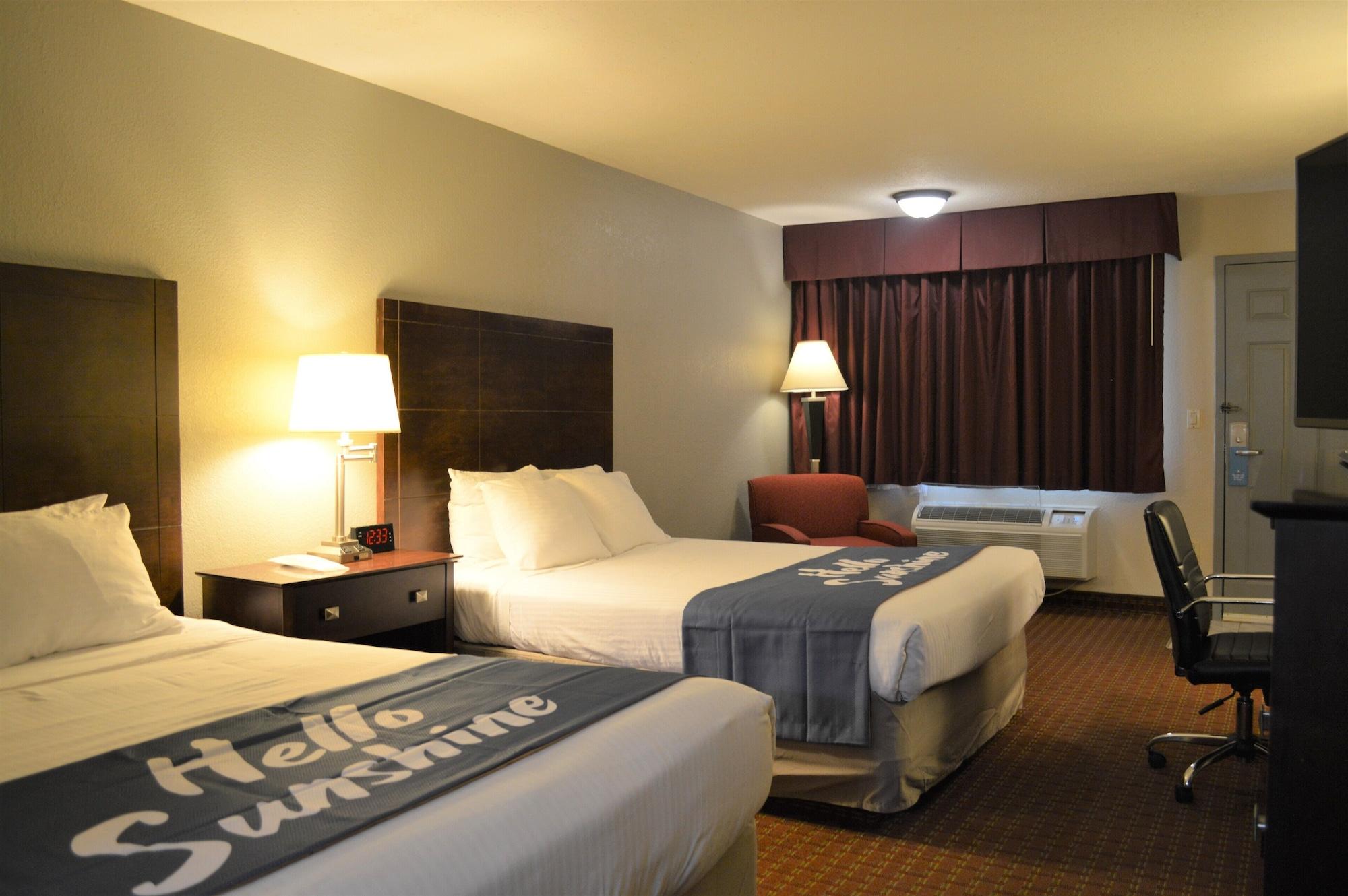 Days Inn By Wyndham Whitmore Lake Esterno foto
