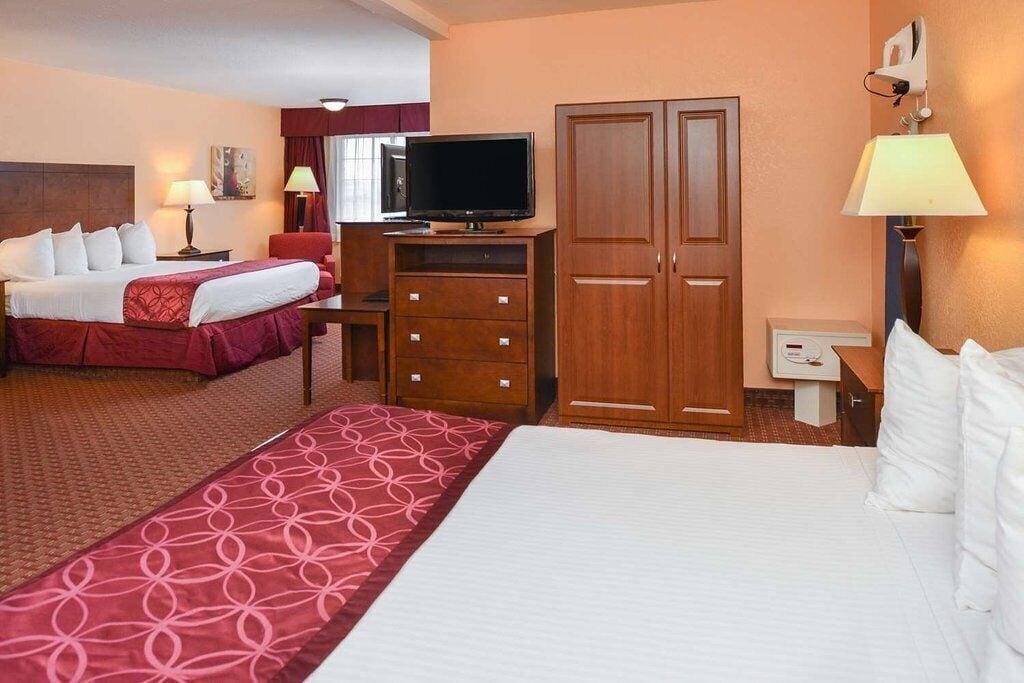 Days Inn By Wyndham Whitmore Lake Esterno foto