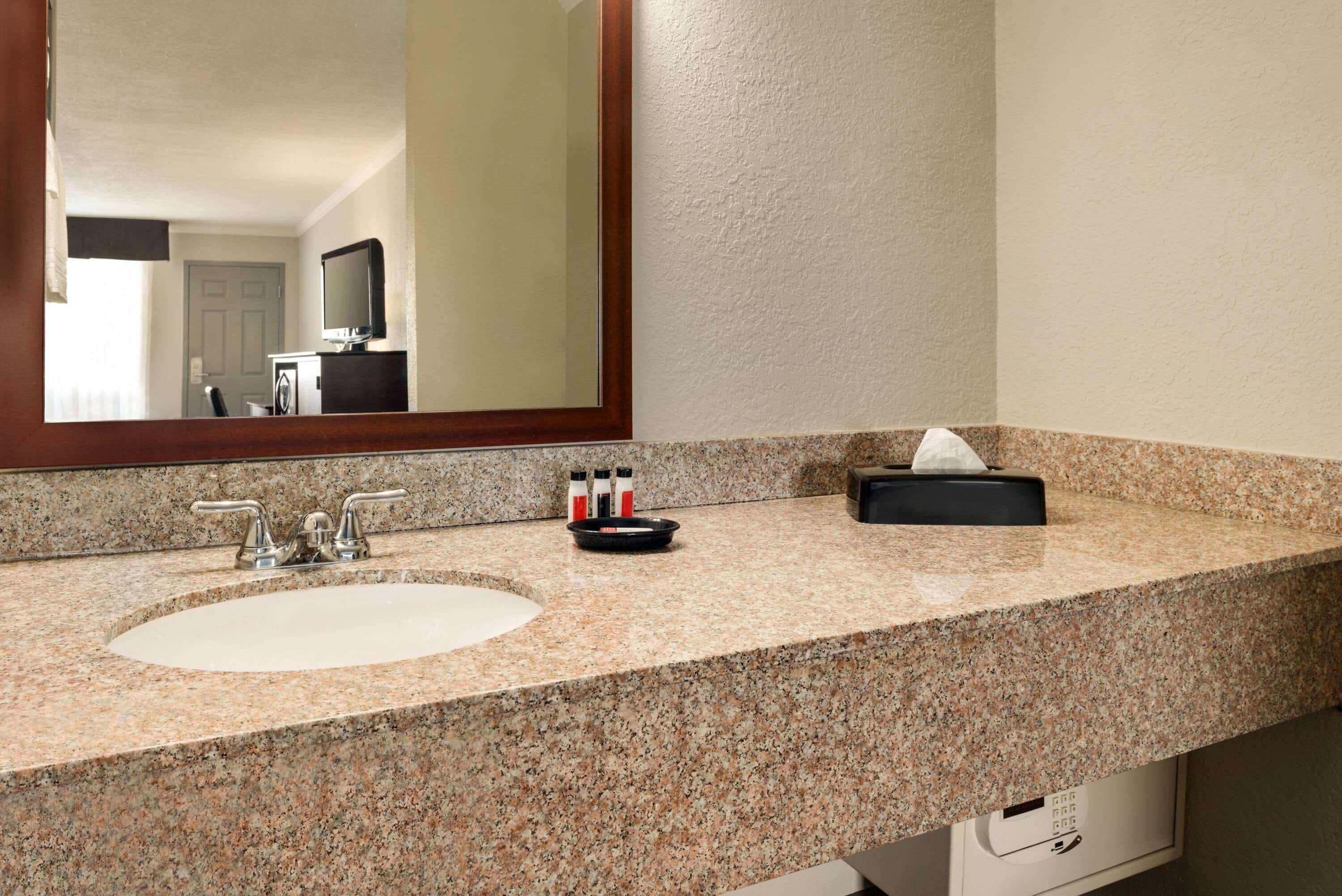 Days Inn By Wyndham Whitmore Lake Esterno foto