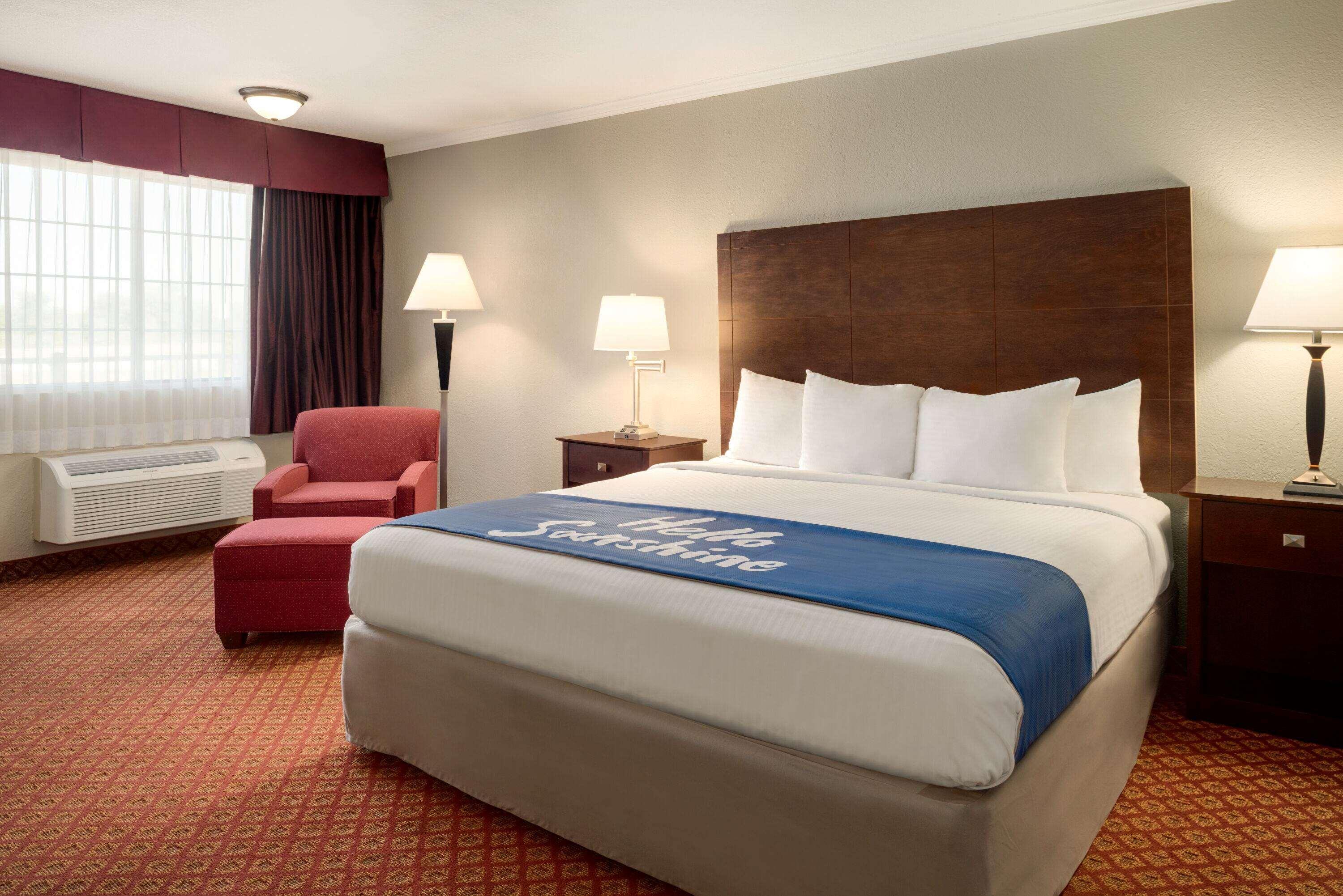 Days Inn By Wyndham Whitmore Lake Esterno foto