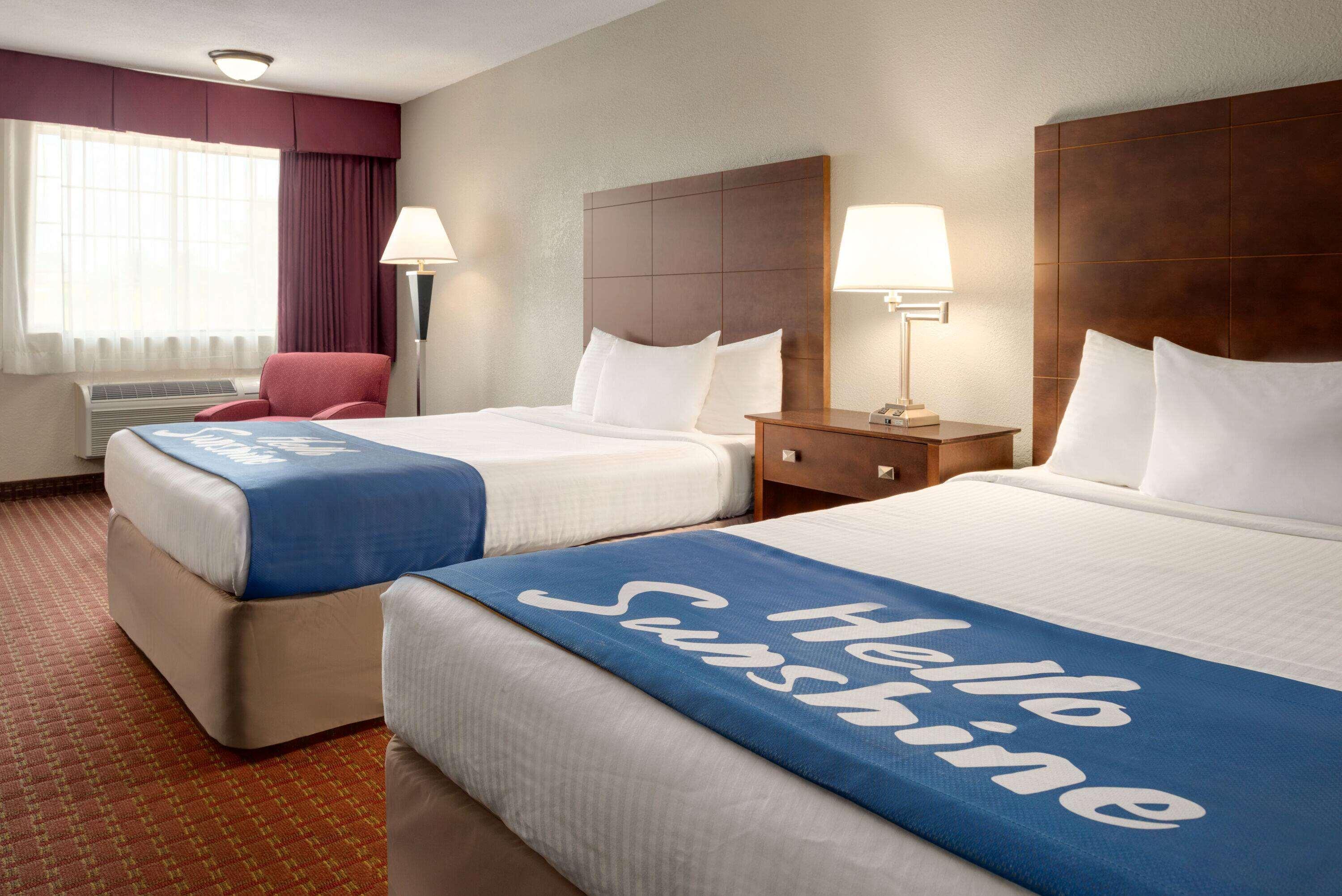 Days Inn By Wyndham Whitmore Lake Esterno foto