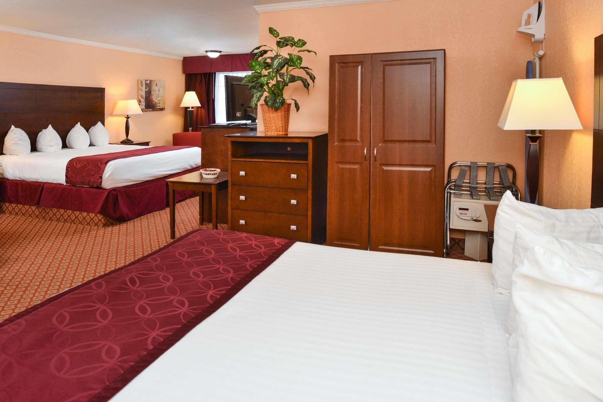 Days Inn By Wyndham Whitmore Lake Esterno foto